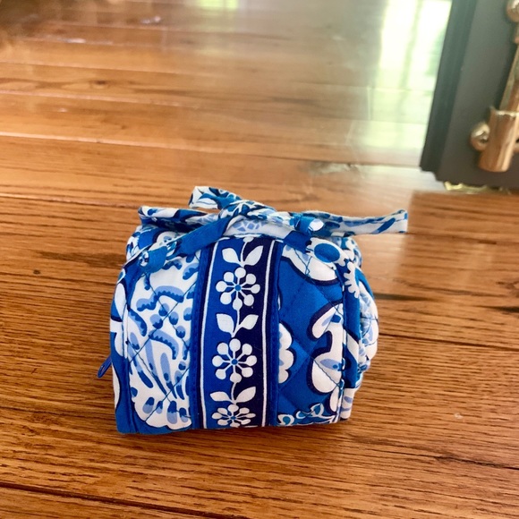 vera bradley roll up makeup bag